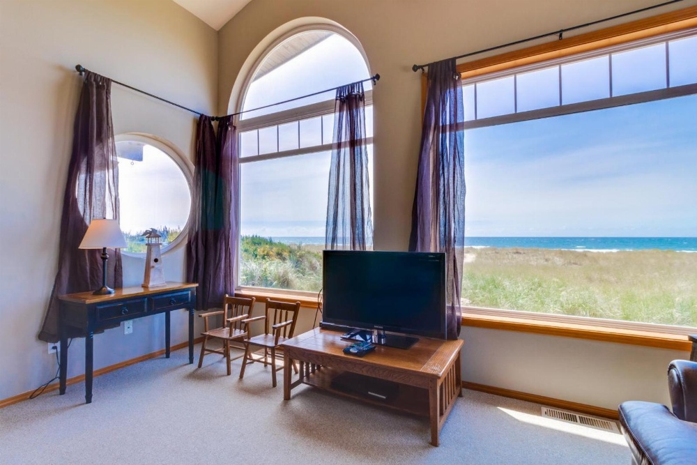 Beach Whale Main image