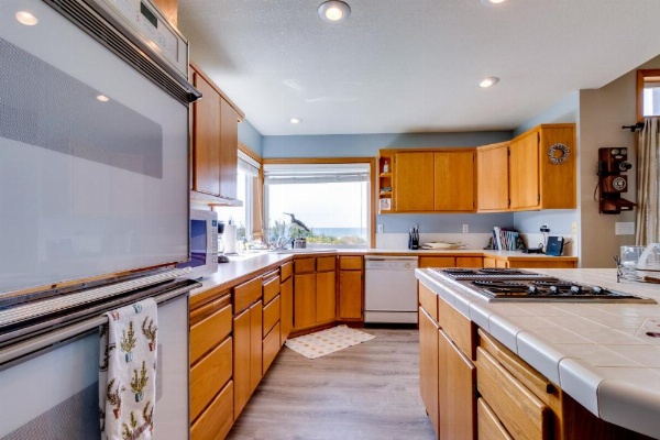 Beach Whale image 10